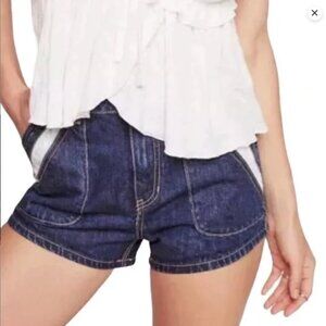 🌟 FREE PEOPLE Sweet Surrender Denim Lace Shorts | Size 31 | Dark Wash NWT 🌟